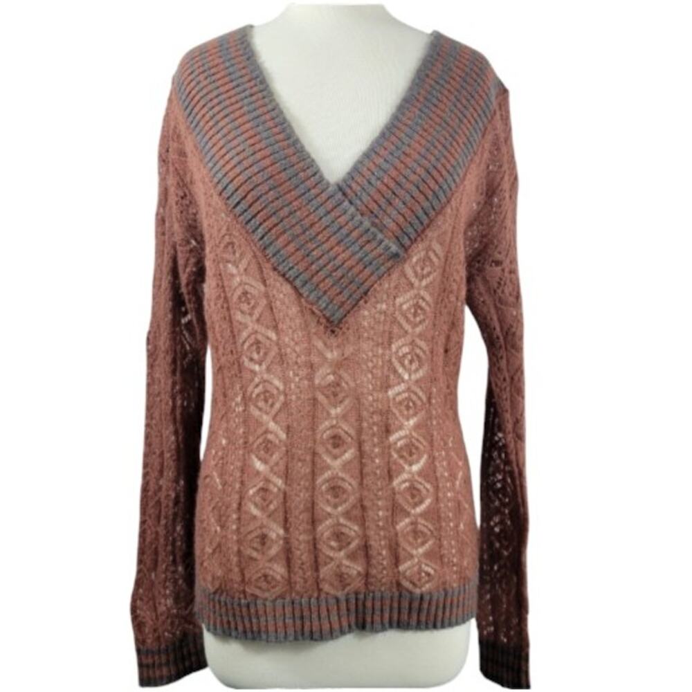 Whitea Annie V-Neck Sweater Size Small